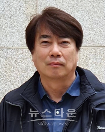 윤기철 총감독