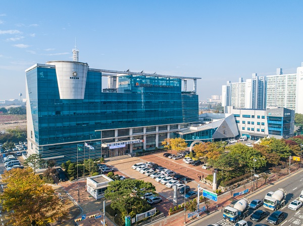 옹진군청사 전경