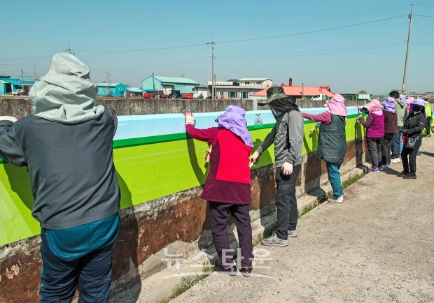 우강면 공포리 ‘우리마을 벽화그리기’ 사업