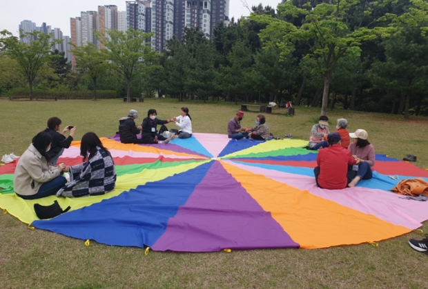 연희공원 산림치유 프로그램 운영 사진