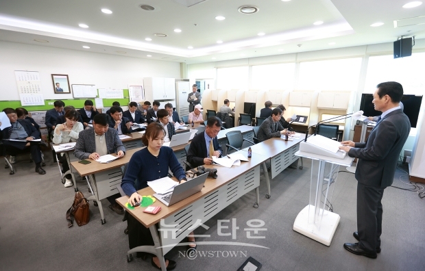 김선태 경제국장, 경제국 주요 현안 시정 정례브리핑