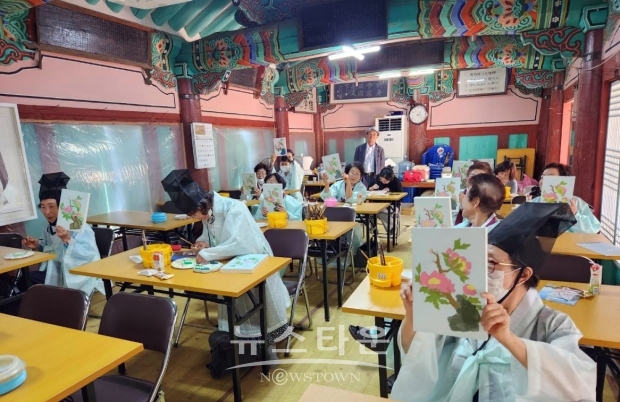 어제를 담아 내일을 여는 청양의 향교