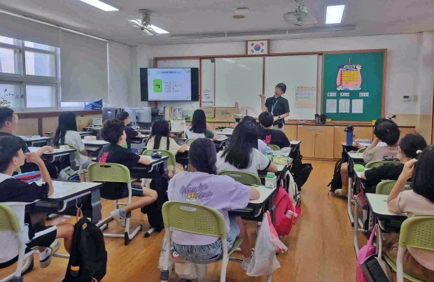 경주시 청소년상담복지센터는 지역 청소년을 대상으로 디지털미디어 피해 회복 지원 프로그램을 운영했다고 17일 밝혔다