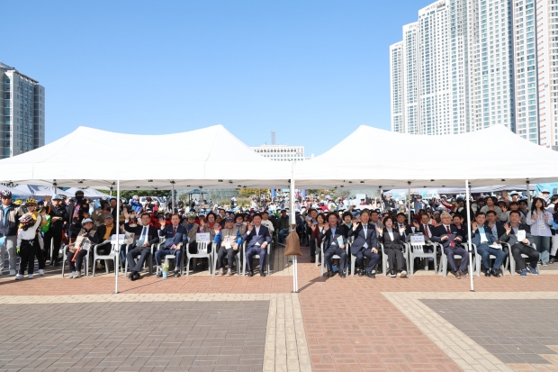 2024년 부천시민 자전거대축제 참여자 기념촬영