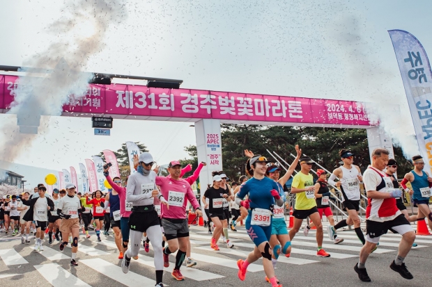 올해 4월 6일 보문관광단지 일원에서 열린 ‘제31회 경주벚꽃마라톤대회’ 모습