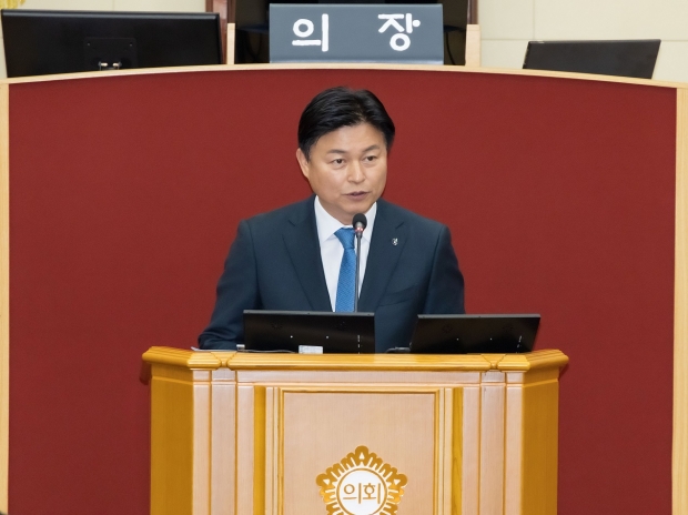 조용익 부천시장이 인사말을 전하고 있다.