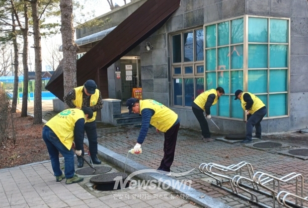 유충 구제 방역 활동