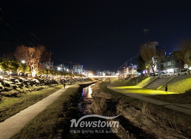 당진천 경관조명 설치