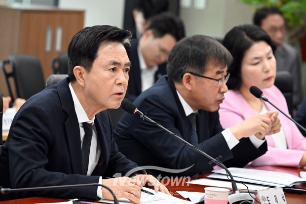 제76차 실국원장회의(김태흠 충남도지사)