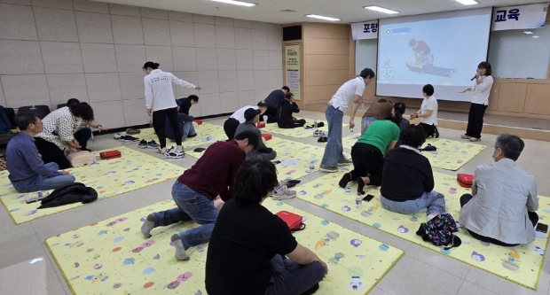 지난 23일 비지정해수욕장 안전관리요원을 대상으로 대응역량 강화 교육을 실시했다.