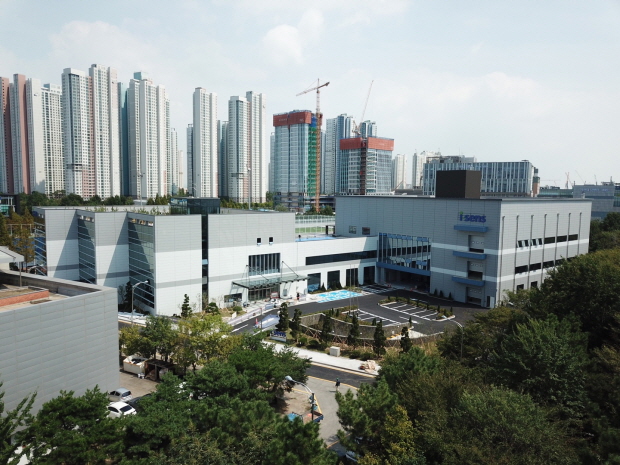 아이센스 송도2공장 전경