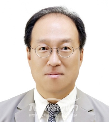 선문대학교 유학수 교수
