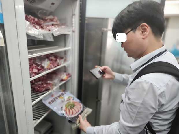오리고기 원산지 표시 단속현장 사진