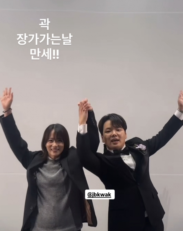 류현경SNS