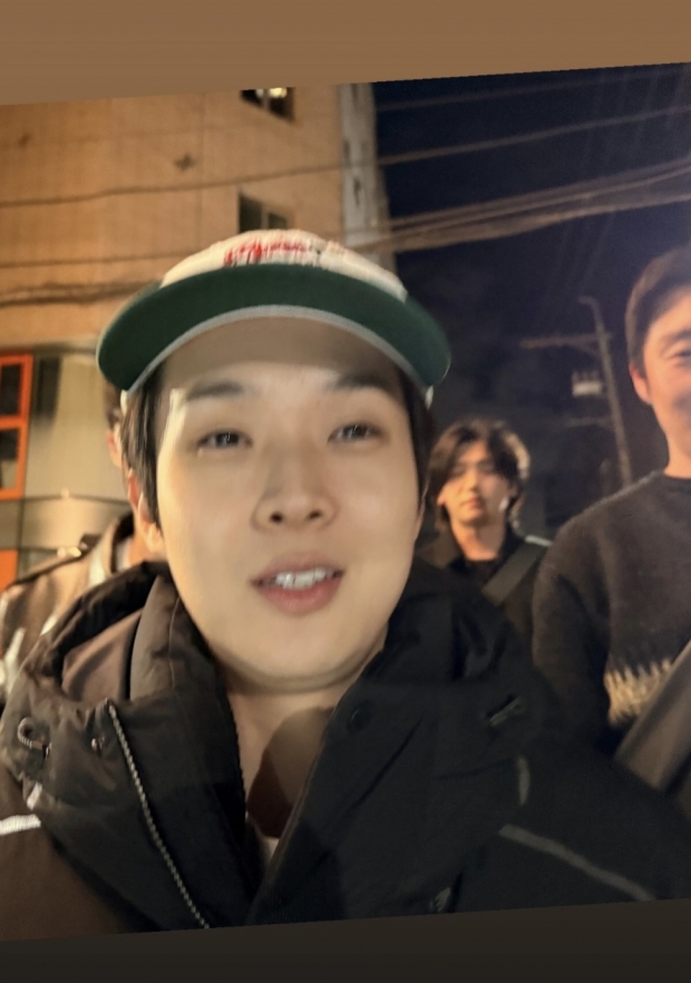 뷔 SNS
