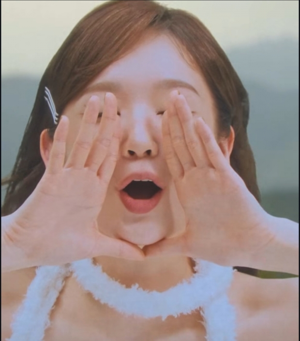 강민경SNS