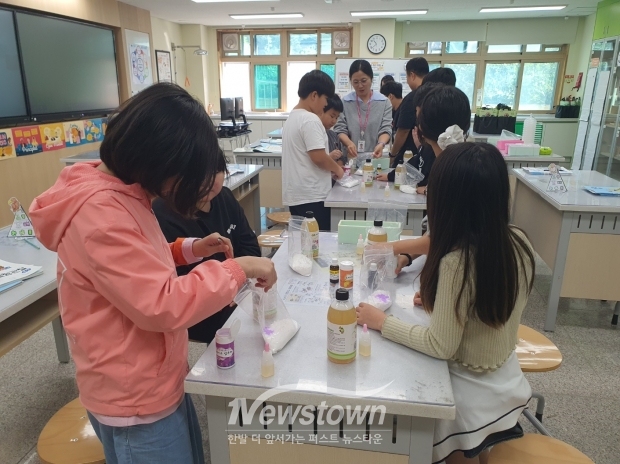 동두천시, 탑동초등학교에서 유용미생물(EM) 교육 실시/동두천시