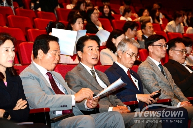 2025 경남학교 예술교육 페스티벌 공연 관람/경남도의회