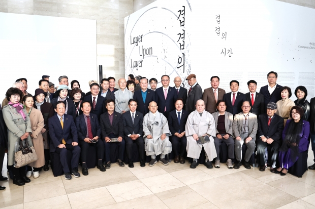 경남도립미술관, 현대옻칠예술 '겹겹의시간'전시 개막/사진 경남도