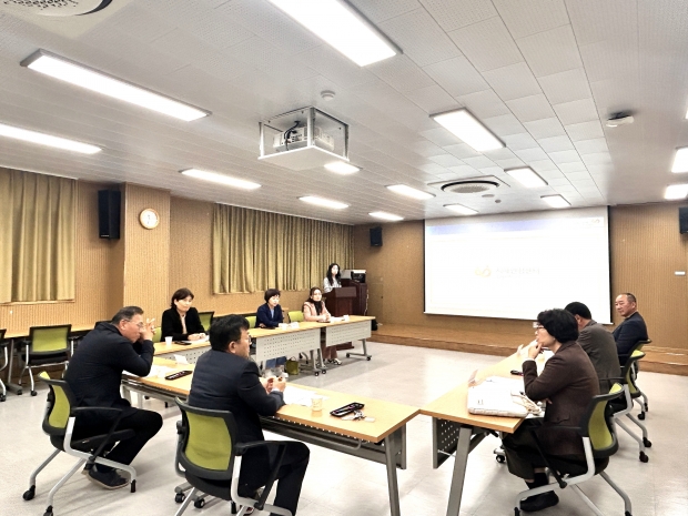 김해보건소, 치매관리사업 협의체 회의 모습/사진 김해시 제공