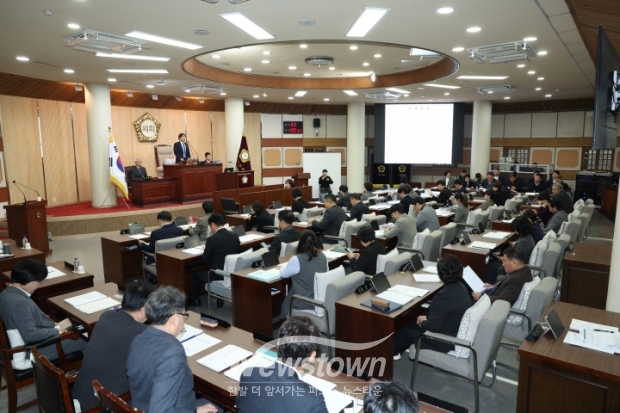 &nbsp;제300회 임시회 개회/고양특례시의회<br>