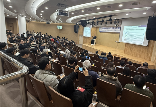 인천국방벤처센터 협약기업 모집 사업설명회가 지난 16일 항공우주산학융합원 인천공항홀에서 개최됐다.
