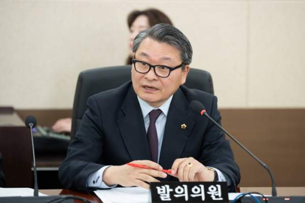김유곤 인천시의회 산업경제위원장 의정활동 사진