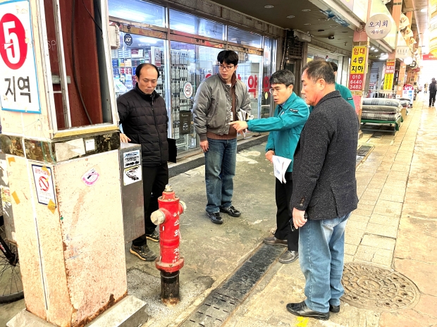 화재 발생 취약시설 특별점검 모습/사진 양산시제공