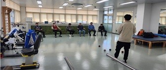 김해 동부건강생활지원센터, 어울림 보치아 운동교실 모습/사진 김해시제공