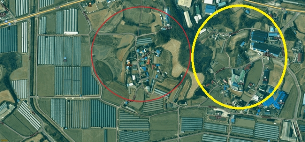 빨강색은 사건의 사업부지. 노란색 산 65-1(현재 모 건설사에서 음성군에 지구단위 제안서가 체출되어 있으며 도로 확보도 용이했다.