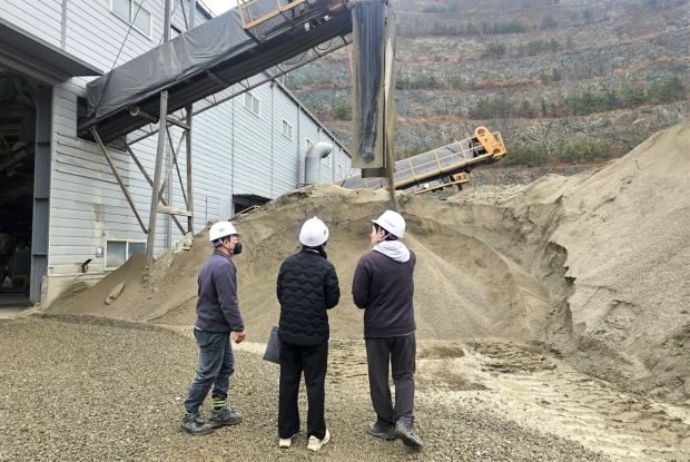 건설폐기물 처리업체 특별점검/사진 김해시제공