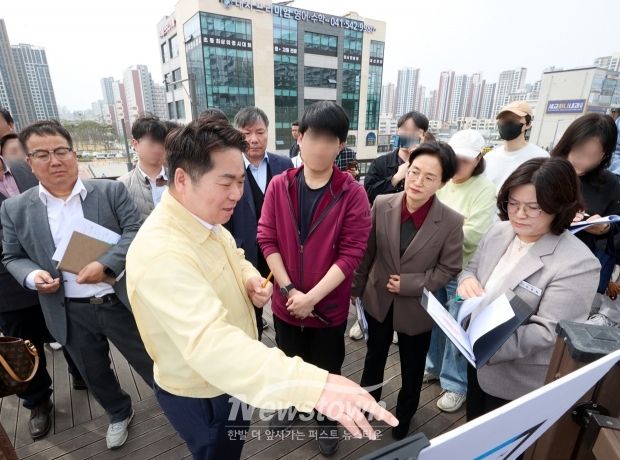 배방 세교리 영어도서관 예정지 현장 방문(사진 / 아산시 제공)