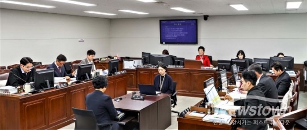 지난 1일 예산결산특별위원회 안건 심사 모습. /안산싱,ㅣ;회<br>