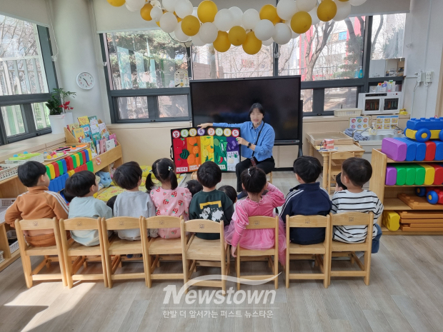 부천시는 지난 1~2월 관내 15개 지역아동센터에서 ‘또래건강 리더교실’ 건강습관 프로그램을 진행했다. / 부천시