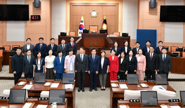 제279회 임시회 제2차 본회의/사진 김해시의회제공