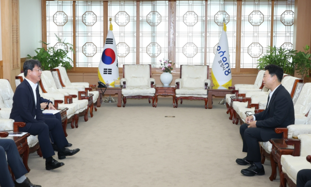 포항시는 지난 28일 시청 대외협력실에서 한국농어촌공사 포항·울릉지사와 가뭄 대응 협력방안을 논의했다