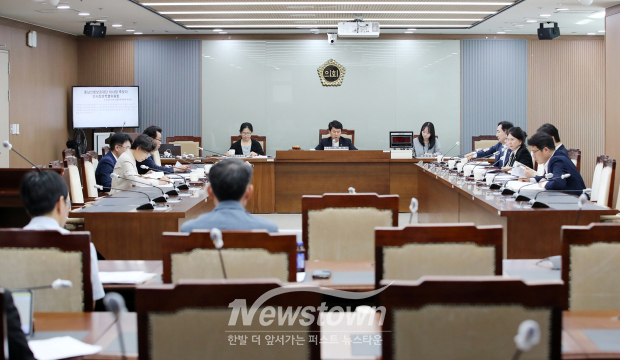 충남신용보증재단 이사장 후보자 인사청문특별위원회(사진 / 충청남도의회 제공)