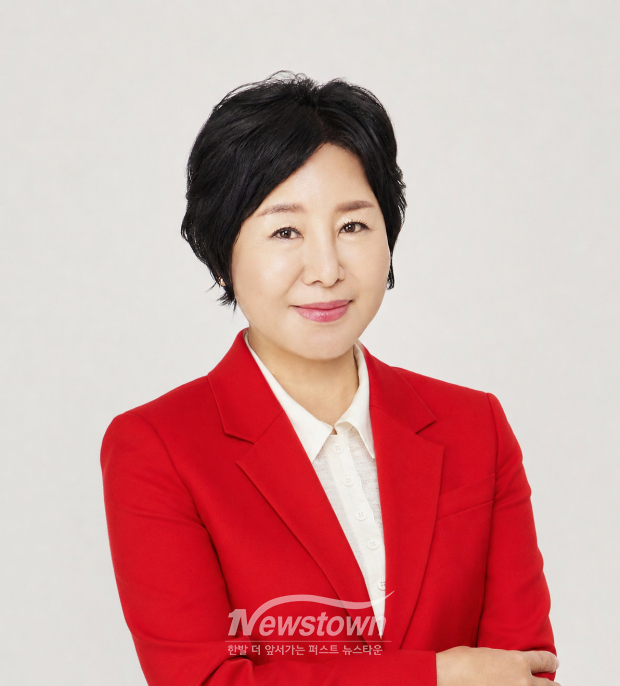 이미애 뉴스타운 보도국장