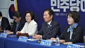 민주당 지도부 안성 총집결…김보라 “대한민국 첫 3선 여성시장 도전”