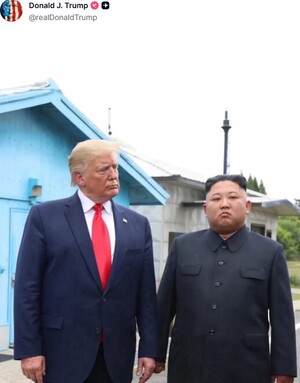 트럼프, 북(北)과 “북핵용인, 종전, 한·미훈련 중단” 논의 가능성