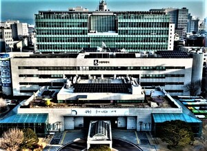 수원 광교호수공원 밤하늘 수놓는다…1000대 드론·불꽃쇼 9일 개최